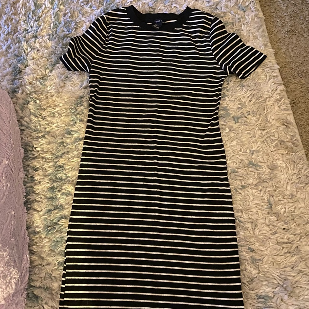 Junior girls Black and white stripped tshirt dress